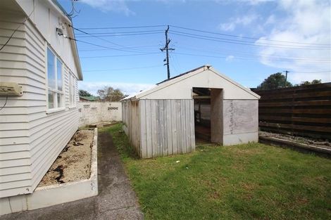 Photo of property in 75 Walters Road, Mount Wellington, Auckland, 1062