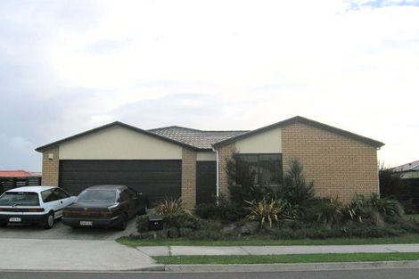 Photo of property in 46 Woodbank Drive, Glen Eden, Auckland, 0602