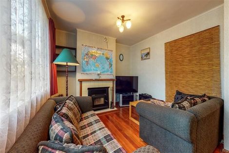 Photo of property in 89 Tremewan Street, Tawa, Wellington, 5028