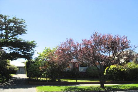 Photo of property in 30 Arlington Street, Burnside, Christchurch, 8053