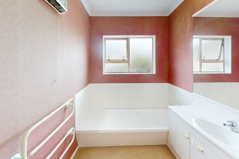 Photo of property in 75 Jellicoe Street, Whanganui East, Whanganui, 4500