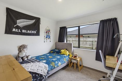Photo of property in 1 William Noel Place, Waikanae Beach, Waikanae, 5036