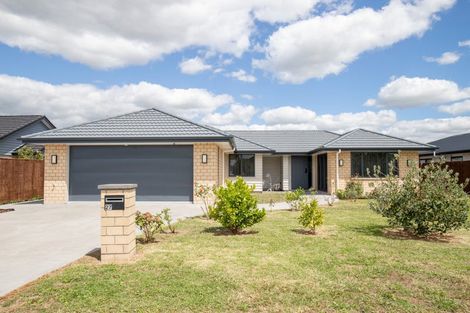 Photo of property in 27 Costello Drive, Ngatea, 3503