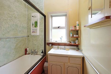 Photo of property in 5 George Street, Kakanui, Oamaru, 9495