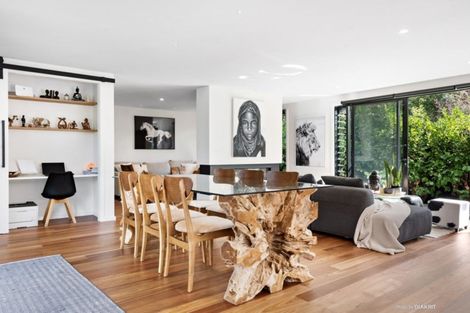 Photo of property in 30a Mcmaster Street, Greytown, 5712