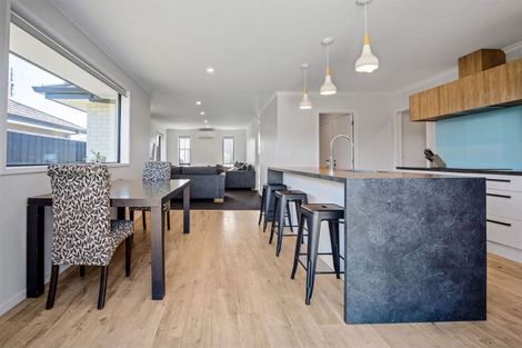 Photo of property in 16 Wigmore Crescent, Rolleston, 7615