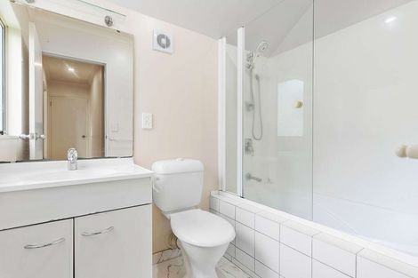 Photo of property in 41 Abbotts Way, Remuera, Auckland, 1050