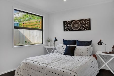 Photo of property in 71 Cyrus Street, Whalers Gate, New Plymouth, 4310