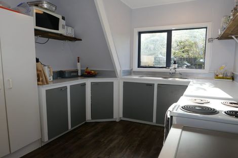 Photo of property in 9 Toporoa View, Ascot Park, Porirua, 5024