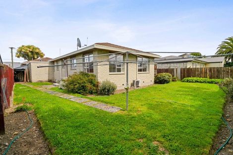 Photo of property in 2/4 Brixton Street, Islington, Christchurch, 8042