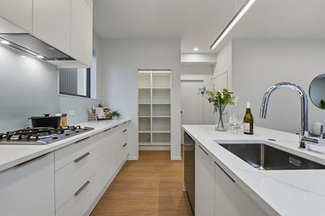 Photo of property in 72a Sycamore Drive, Sunnynook, Auckland, 0620