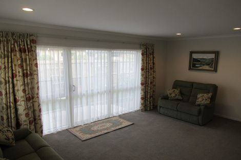 Photo of property in Trackside Villas, 91/2 Mako Mako Road, Levin, 5510