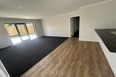 Photo of property in 15a Barton Grove, Naenae, Lower Hutt, 5011