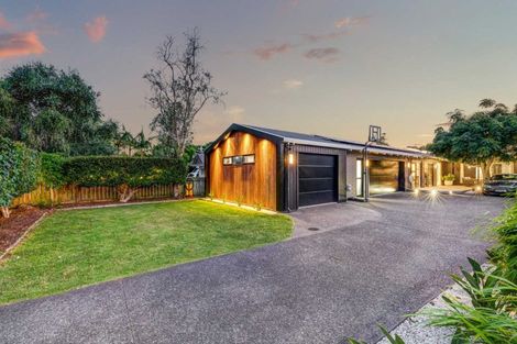 Photo of property in 18 Glengarry Avenue, Manly, Whangaparaoa, 0930