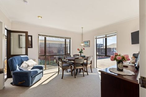 Photo of property in 12 Wharenui Road, Upper Riccarton, Christchurch, 8041