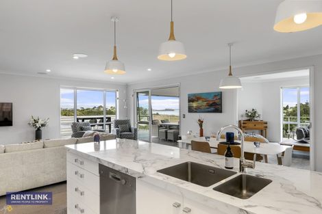 Photo of property in 32 Sereno Vista, Bellevue, Tauranga, 3110