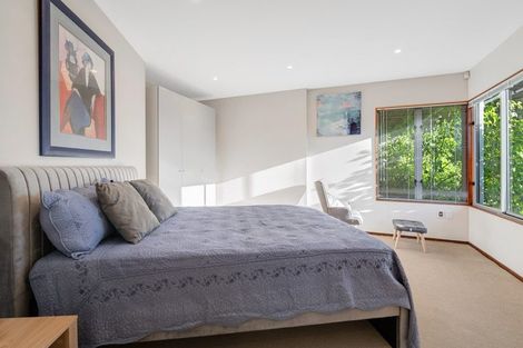 Photo of property in 10 Waitea Road, Muriwai, Waimauku, 0881