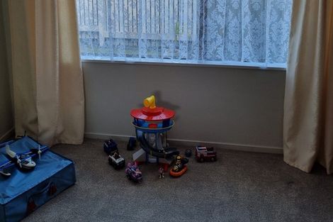 Photo of property in 3 Nursery Place, Westown, New Plymouth, 4310