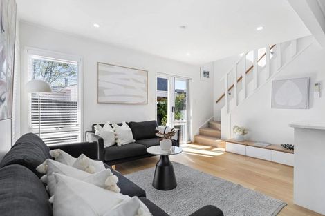 Photo of property in 4/31 Wairakei Street, Greenlane, Auckland, 1051