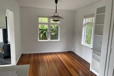Photo of property in 96 Volga Street, Island Bay, Wellington, 6023