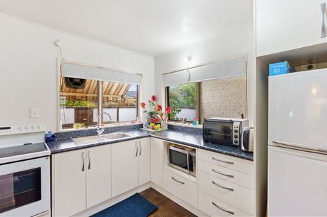 Photo of property in 51 Ngaio Road, Waikanae, 5036