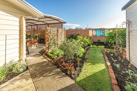 Photo of property in 6 Gorran Avenue, Gonville, Whanganui, 4501