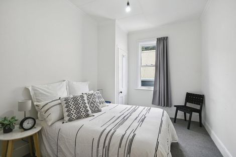 Photo of property in 96 Pirie Street, Mount Victoria, Wellington, 6011