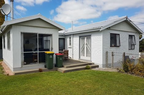 Photo of property in 58 Wilkin Street, Waimate, 7924