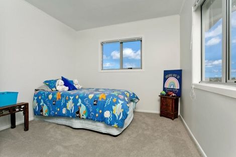 Photo of property in 658 East Coast Road, Pinehill, Auckland, 0630