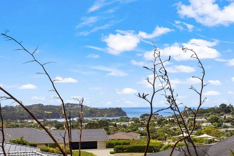 Photo of property in 32 Seaview Crescent, Hatfields Beach, Orewa, 0931