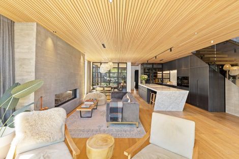 Photo of property in 40 Hewitts Road, Merivale, Christchurch, 8014