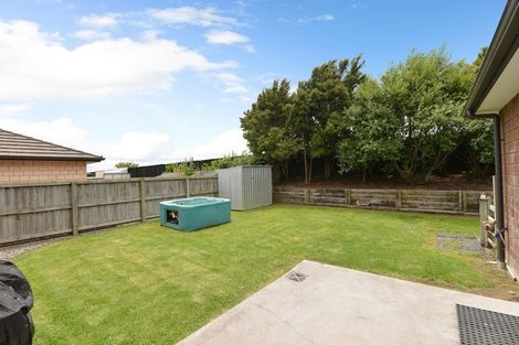 Photo of property in 15 Te Ironui Place, Huntington, Hamilton, 3210