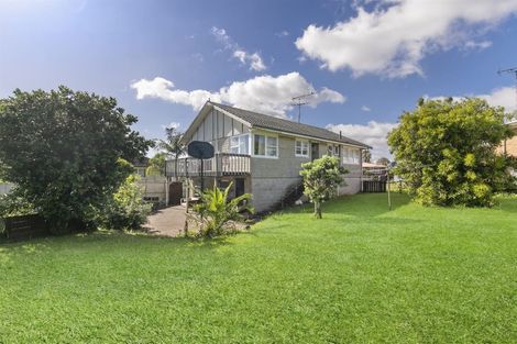 Photo of property in 36 Portadown Avenue, Pakuranga Heights, Auckland, 2010