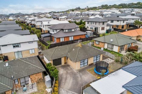 Photo of property in 6 Genesis Place, Flat Bush, Auckland, 2019