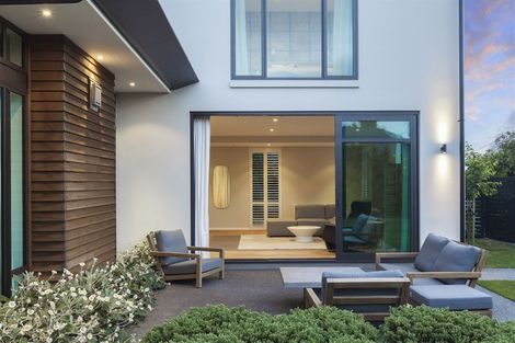 Photo of property in 93 Mays Road, St Albans, Christchurch, 8052