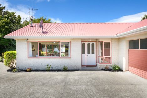 Photo of property in 14 Tui Mill Grove, Feilding, 4702