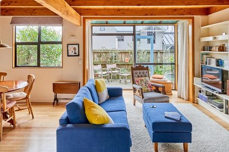 Photo of property in 4/80 Hobson Street, Thorndon, Wellington, 6011