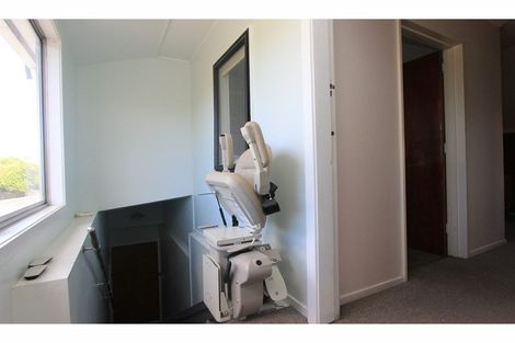 Photo of property in 1 Henry Street, Blenheim, 7201