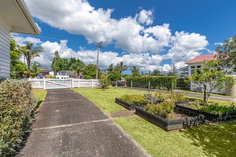 Photo of property in 40 Glenorchy Street, Glen Eden, Auckland, 0602