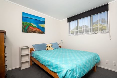 Photo of property in 137 Tawa Road, Kumeu, 0891