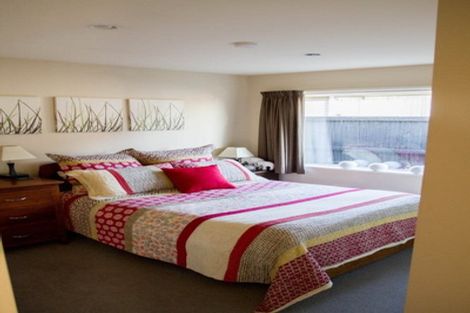 Photo of property in 17 Six Silvers Avenue, Halswell, Christchurch, 8025