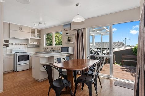 Photo of property in 80 Amanda Avenue, Dinsdale, Hamilton, 3204