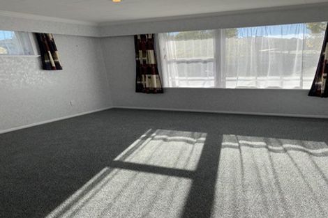 Photo of property in 17a Percy Cameron Street, Avalon, Lower Hutt, 5011