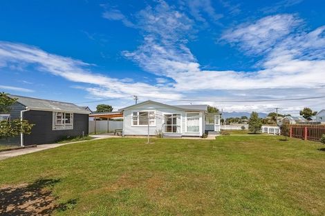 Photo of property in 3 Queen Street, Westport, 7825