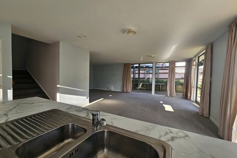 Photo of property in 5 Milburn Lane, Hillcrest, Hamilton, 3216