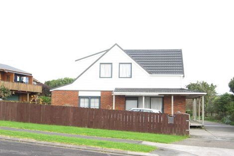 Photo of property in 17 Peretao Rise, The Gardens, Auckland, 2105