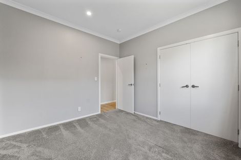 Photo of property in 195 Heta Road, Highlands Park, New Plymouth, 4312