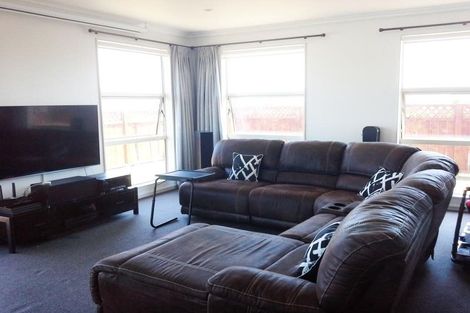 Photo of property in 9 Jules Crescent, Bell Block, New Plymouth, 4312