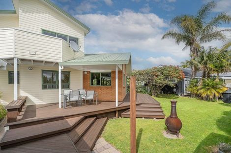 Photo of property in 7 Martin Place, Cooks Beach, Whitianga, 3591