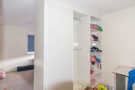 Photo of property in 16a Karamu Street, Te Atatu Peninsula, Auckland, 0610